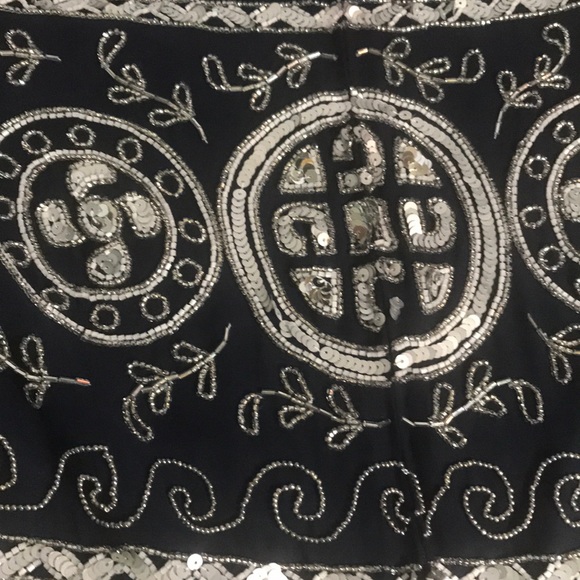 “A. J. BARI” Beaded, Sequined and Silk Ladies Top - Picture 13 of 15